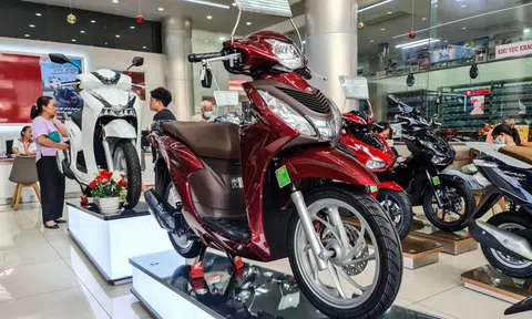 Nhiều xe máy tay ga đang bán dưới giá đề xuất