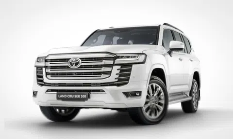 Chạy quá êm, Toyota Prius được dùng để đi trộm Land Cruiser