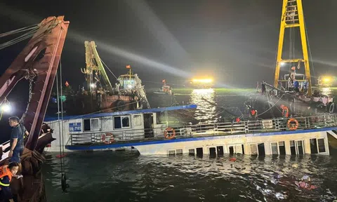 Vụ đắm tàu trên vịnh Hạ Long: Tiến hành lai dắt tàu vào đất liền