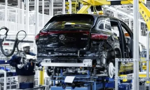 Mercedes xác nhận dừng sản xuất xe điện tại Mỹ