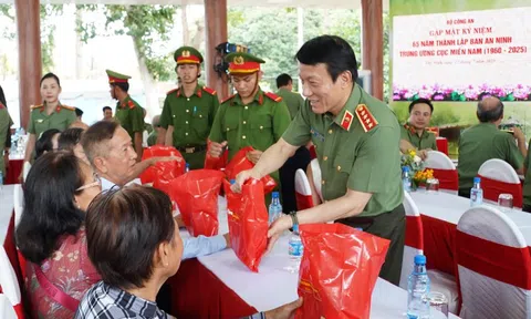 Bộ trưởng Bộ Công an tham dự Kỷ niệm 65 năm thành lập Ban An ninh Trung ương Cục miền Nam