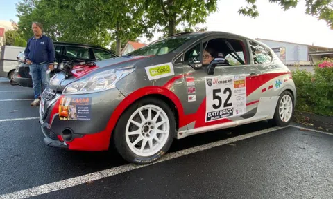 Xem đua rally tại Pháp, 3 người bị xe tông tử vong