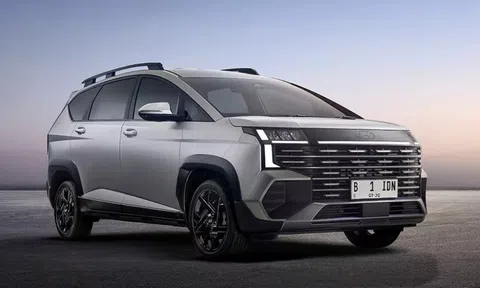 Hyundai Stargazer Cartenz ra mắt, quyết đấu với Mitsubishi Xpander