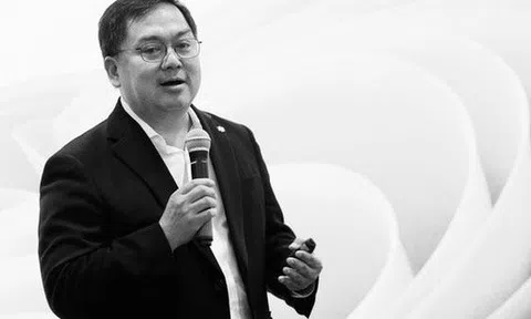 Ông Hoàng Nam Tiến và những chia sẻ truyền cảm hứng về sự nghiệp, khởi nghiệp dành cho giới trẻ