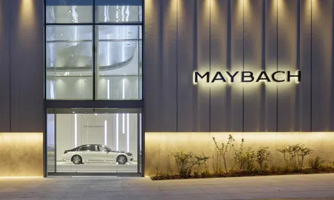 Ra mắt showroom Mercedes-Maybach đầu tiên trên thế giới