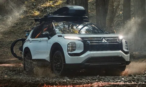 SUV địa hình Mitsubishi Outlander Trail Edition có giá từ 39.295 USD