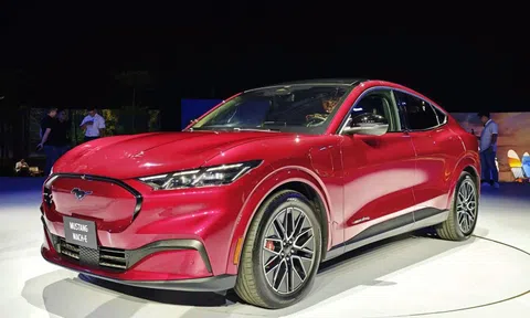 Chi tiết Ford Mustang Mach-E - xe điện bán chính hãng gần 2,6 tỷ đồng