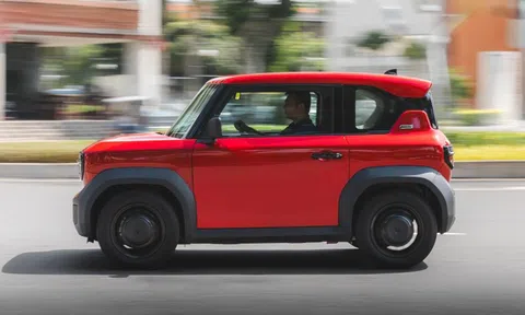 Xe Hàn mất hút trong top bán chạy, ôtô điện áp đảo