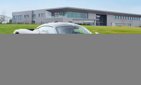Aston Martin muốn mang âm thanh và cảm giác sang số vào xe điện