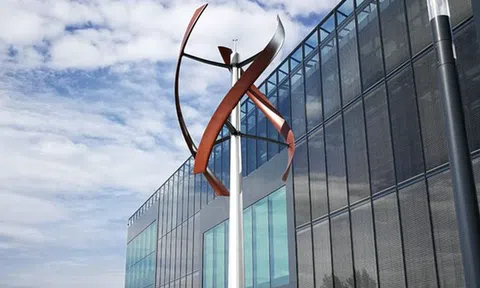 Turbine điện gió cánh gỗ: “Yếu tố thay đổi cuộc chơi” tạo ra 5.550 kWh điện ngay tại nhà