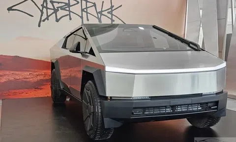 Elon Musk 'nuốt lời', Tesla tăng giá bán tải điện