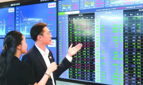 Cổ phiếu ‘vua’ trở lại và lợi hại hơn xưa