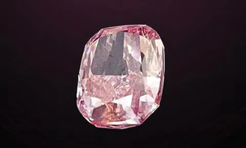 Trộm viên kim cương hồng 25 triệu USD, 3 người bị bắt sau 8 giờ