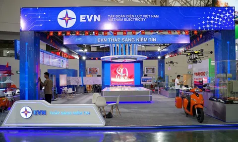 EVN khẳng định vai trò 'huyết mạch năng lượng' tại Triển lãm thành tựu đất nước