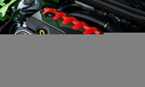 Volkswagen Golf R dùng động cơ từ Audi?