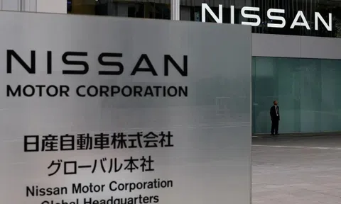 Nissan tính bán trụ sở chính tại Nhật Bản