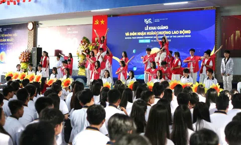 Trọn vẹn niềm vui ngày khai trường
