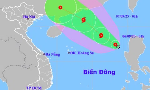 Áp thấp nhiệt đới giật cấp 8 trên Biển Đông, tiếp tục mạnh lên thành bão có vào nước ta?