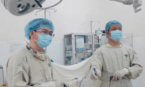 Cô gái trẻ đau bụng âm ỉ, bệnh viện phát hiện điều bất thường