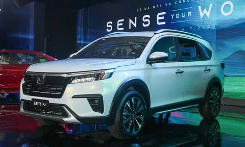 MPV đua giảm giá, đại diện nào cũng 'ngập' ưu đãi