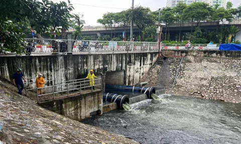 Từ 9-9, Hà Nội bắt đầu bổ cập nước từ hồ Tây để "hồi sinh" sông Tô Lịch