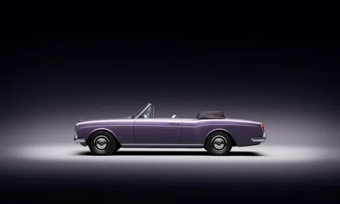 Xe mui trần Rolls-Royce Corniche khác lạ với bản độ điện hóa