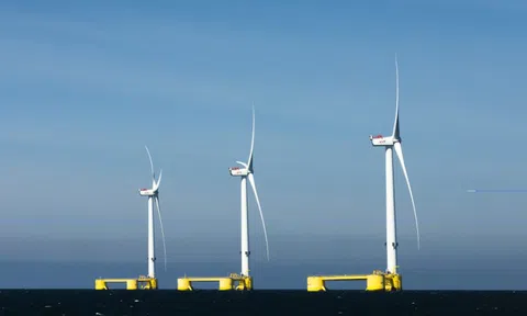 Vượt qua sóng dữ cao tới 20 mét, turbine điện gió nổi cần mẫn tạo ra 1 tỷ kWh điện
