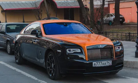 Người Nga mua 100 chiếc Rolls-Royce mới trong nửa đầu năm 2025