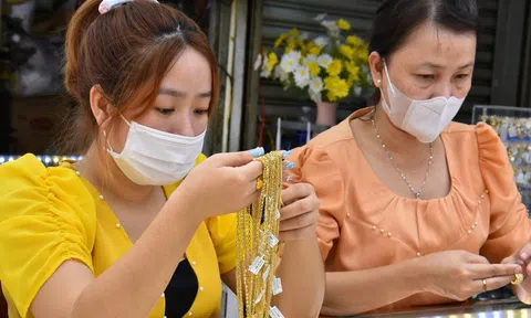 Giá vàng hôm nay 11-9: Tiếp tục đà giảm