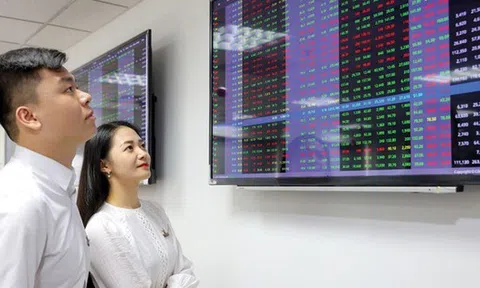 Rút ngắn thời gian đưa cổ phiếu lên sàn sau IPO còn 30 ngày