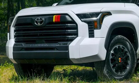 Chủ tịch Toyota muốn nhập bán tải Tundra từ Mỹ