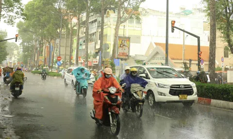 Thời tiết TP HCM hôm nay, 16-9: Buổi sáng trời nắng, mưa dông về chiều