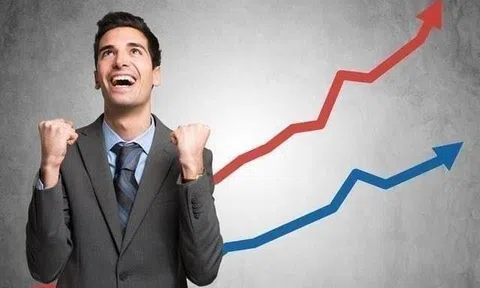 Vừa chốt ngày trả cổ tức tiền mặt 480%, một cổ phiếu lập tức “tím lịm”, vốn hóa lập kỷ lục