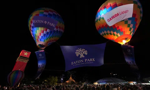 Hàng chục nghìn người tham dự lễ hội khinh khí cầu Eaton Park Skyward