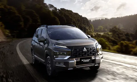 Mitsubishi Xpander, Xpander Cross mới ra mắt - giá từ 659 triệu đồng