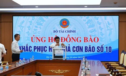 Bộ Tài chính phát động ủng hộ đồng bào khắc phục hậu quả cơn bão số 10