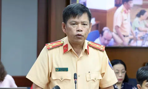 Công an TP.HCM đề nghị sớm sửa chữa đường Kha Vạn Cân hư hỏng nặng