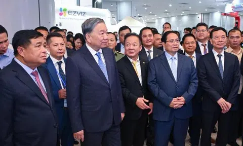 Ứng dụng AI, 'siêu cảng' SuperPort™ của T&T Group gây ấn tượng tại VIIE 2025