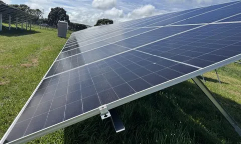 Sân bay “tự cung tự cấp” với 14,7 triệu kWh điện mặt trời