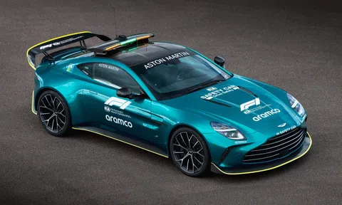 Siêu xe Aston Martin Vantage S làm xe an toàn cho giải đua F1 2025