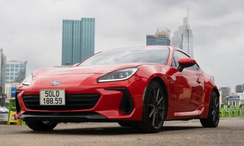 Cận cảnh Subaru BRZ - 'Porsche 911 của châu Á'
