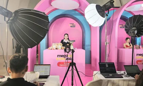 Livestream bán hàng ngày càng bấp bênh