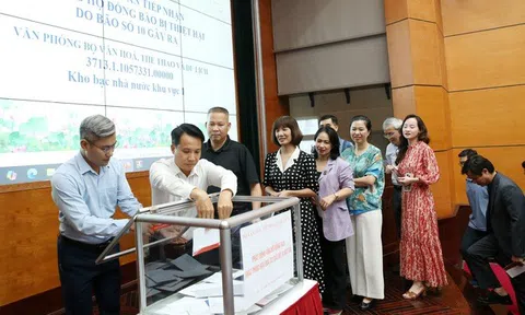 Bộ VHTTDL quyên góp gần 4,3 tỷ đồng ủng hộ đồng bào bị thiệt hại do bão lũ