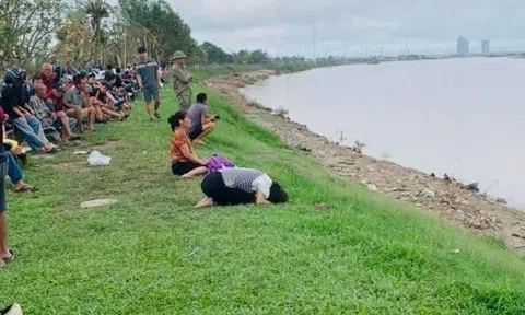 Vụ bố ôm 2 con nhỏ nhảy sông tự tử: Đã tìm thấy thi thể 2 cháu bé
