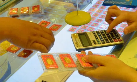 Giá vàng hôm nay, 15-10: Tiếp nối đà tăng