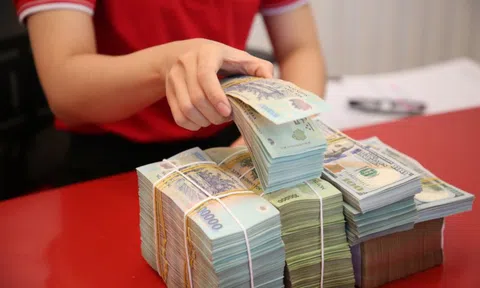 Lộ diện những ngân hàng đầu tiên công bố lợi nhuận cao đột biến