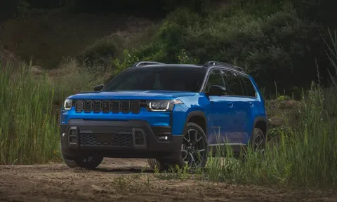 Stellantis dự chi 13 tỷ USD để 'hồi sinh' Jeep và Dodge tại Mỹ