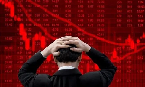 Cổ phiếu bất động sản rực lửa