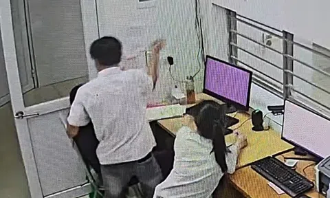 VIDEO: Người đàn ông xông vào phòng cấp cứu đe dọa, đòi hành hung nữ bác sĩ