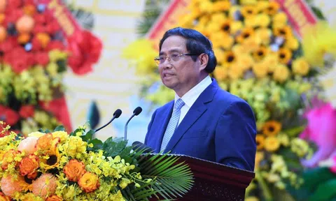 Thủ tướng Phạm Minh Chính: 6 nhiệm vụ trọng tâm cho địa bàn chiến lược Quân khu 5
